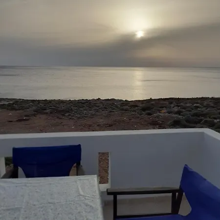 Apartment Seafront Aegean νest