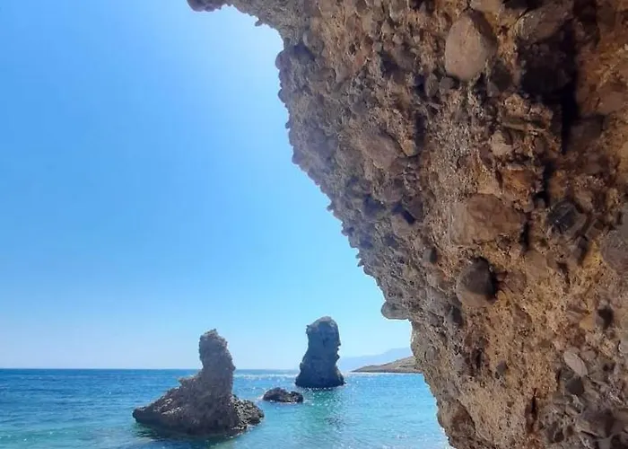 Seafront Aegean νest Apartment Arkasa