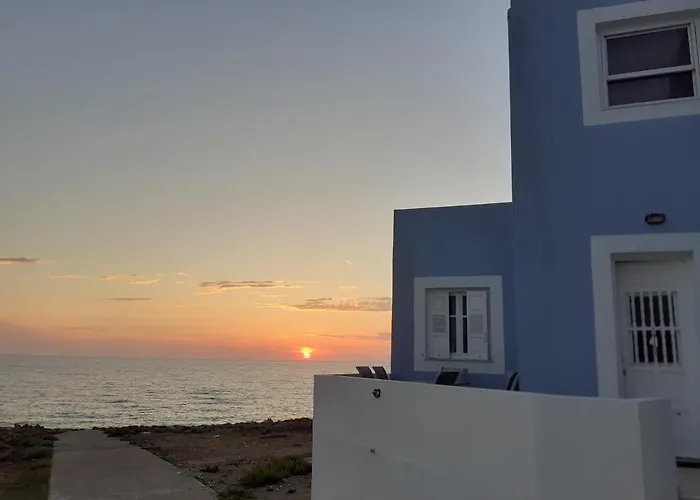Seafront Aegean νest Apartment Arkasa